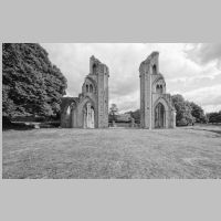 Glastonbury Abbey, photo by Anthony Plowman on flickr,11.jpg